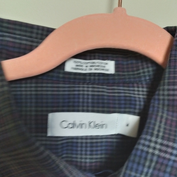 Calvin Klein Men's Dark Blue Red and Green Checked Plaid Button Front Shirt - Picture 8 of 8